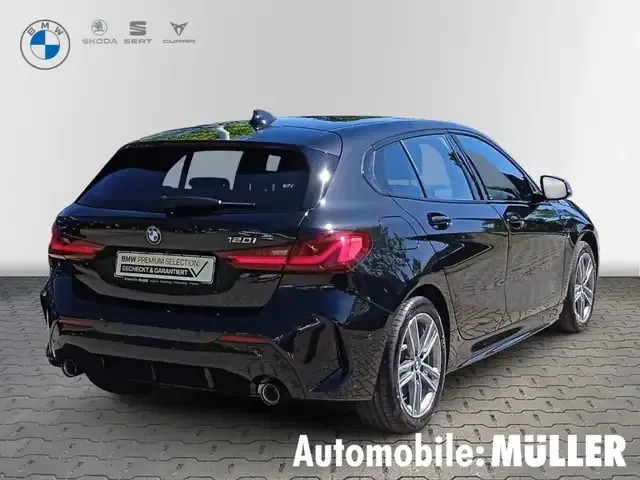 BMW 120