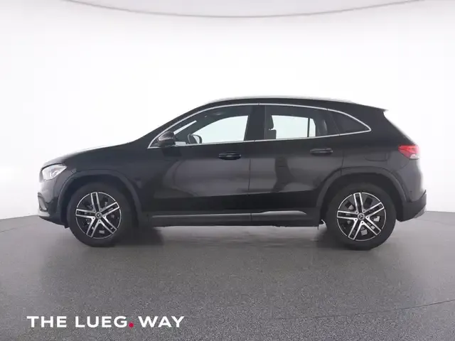 Mercedes-Benz GLA 180