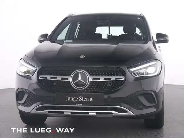 Mercedes-Benz GLA 180