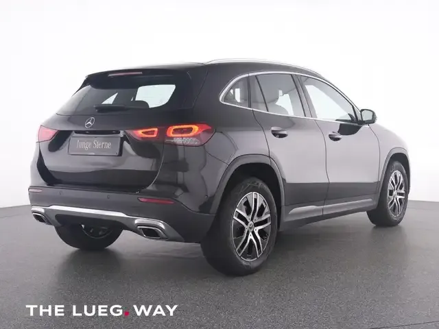 Mercedes-Benz GLA 180