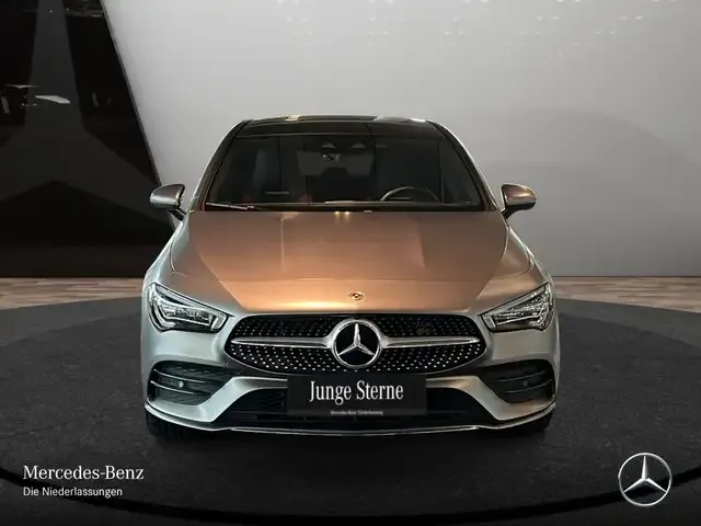 Mercedes-Benz CLA 250