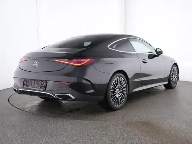 Mercedes-Benz CLE 200