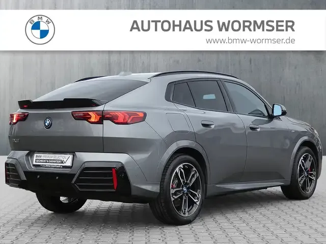 BMW iX2