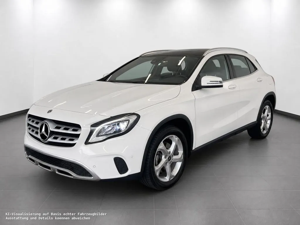 Mercedes-Benz GLA 200