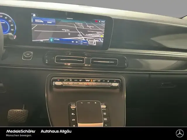 Mercedes-Benz EQV 300