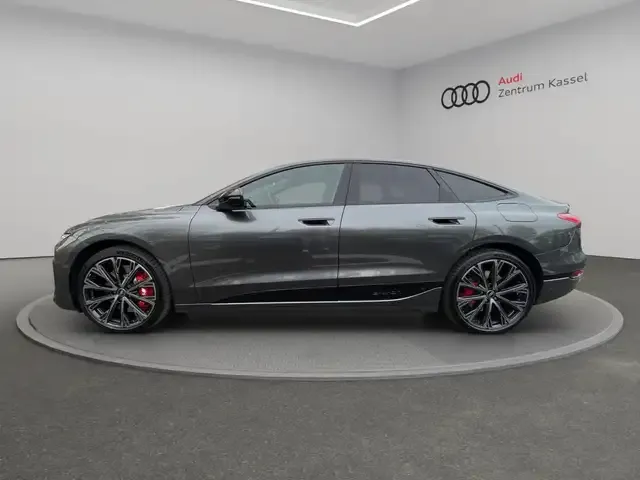 Audi S6 e-tron
