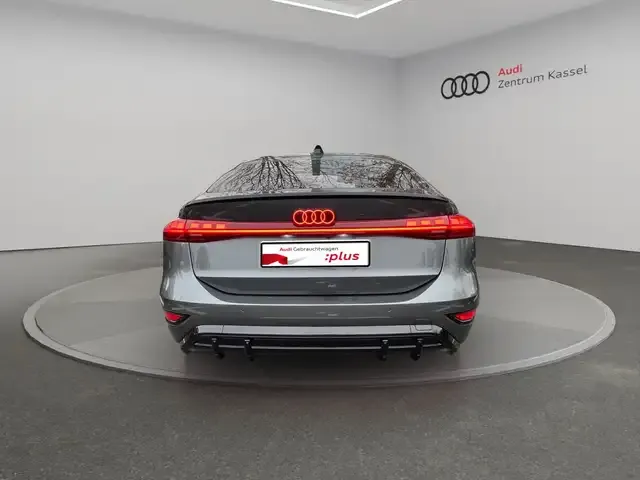 Audi S6 e-tron
