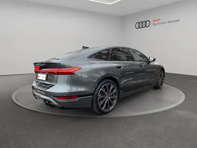 Audi S6 e-tron