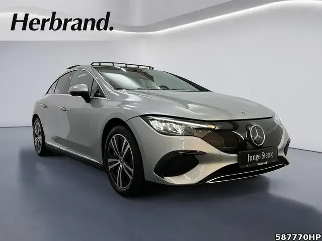 Mercedes-Benz EQE 300