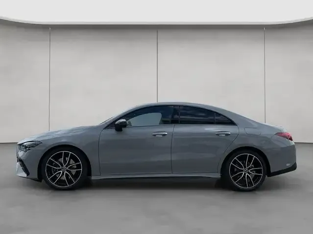 Mercedes-Benz CLA 220