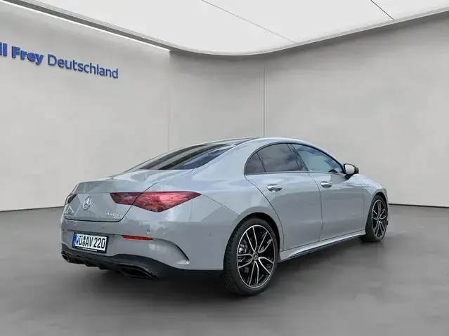 Mercedes-Benz CLA 220