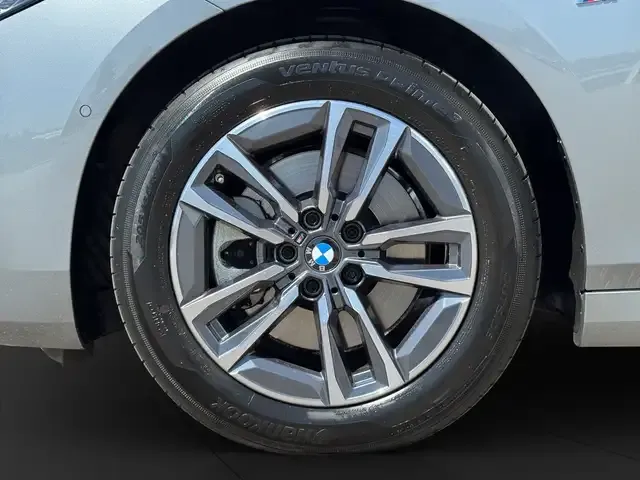 BMW 223