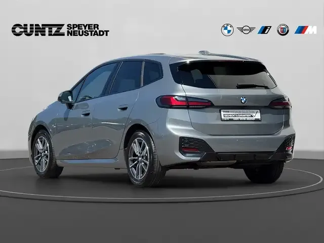BMW 223
