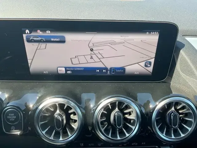 Mercedes-Benz GLA 200