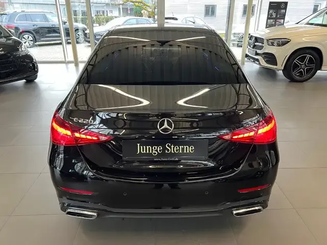 Mercedes-Benz C 220