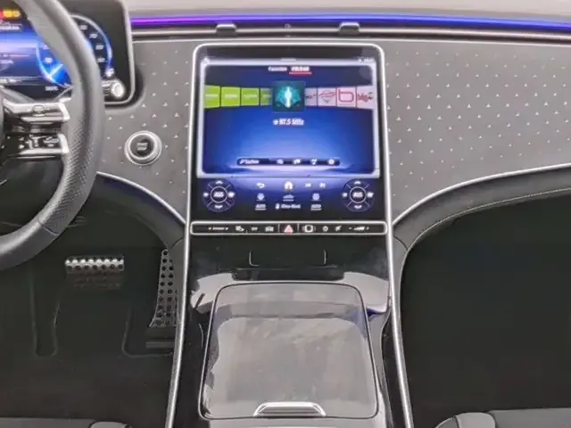 Mercedes-Benz EQE 350