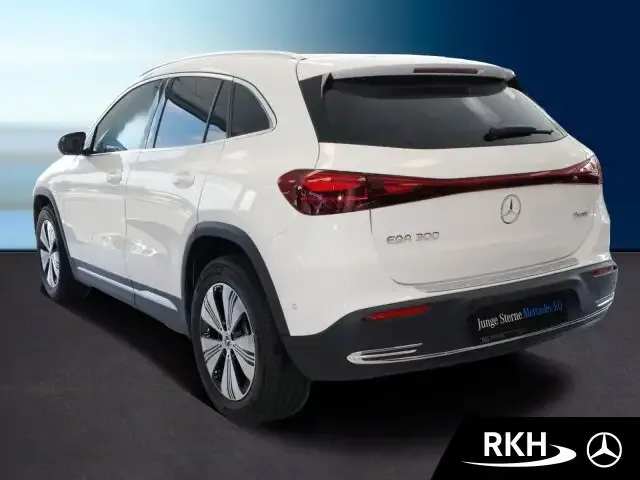 Mercedes-Benz EQA 300