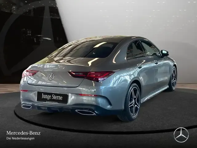 Mercedes-Benz CLA 250