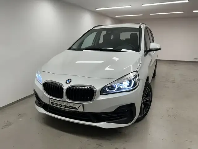 BMW 220