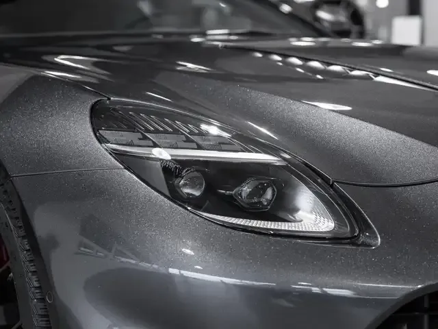 Aston Martin Vanquish