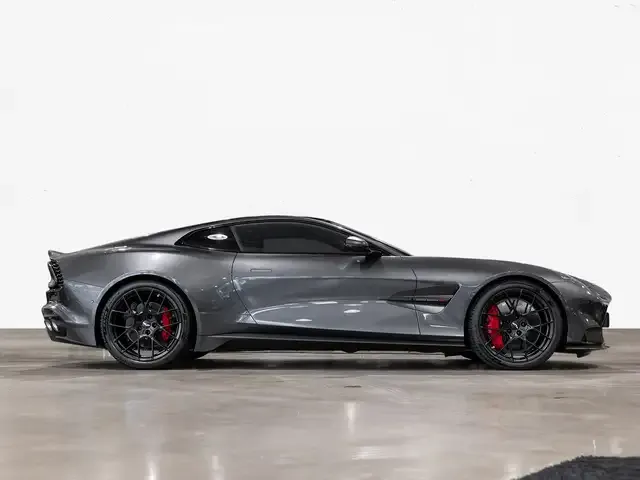Aston Martin Vanquish