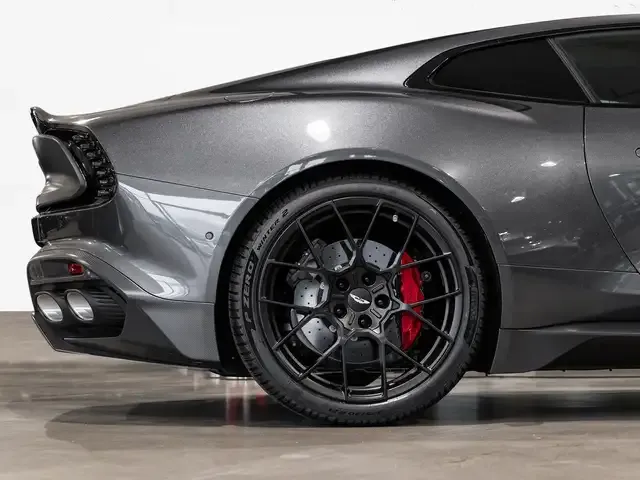 Aston Martin Vanquish