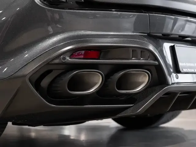 Aston Martin Vanquish