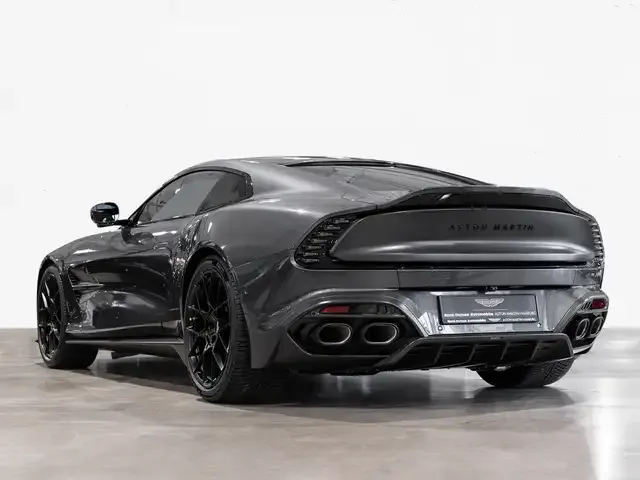 Aston Martin Vanquish