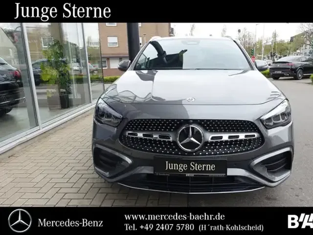 Mercedes-Benz GLA 250
