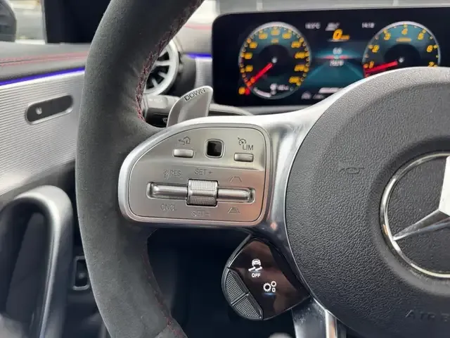 Mercedes-Benz CLA 45 AMG