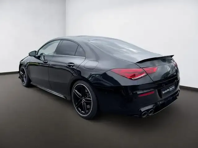 Mercedes-Benz CLA 45 AMG