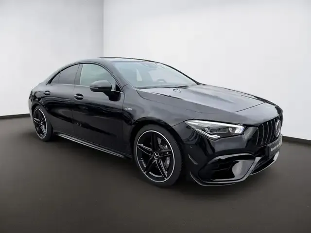 Mercedes-Benz CLA 45 AMG