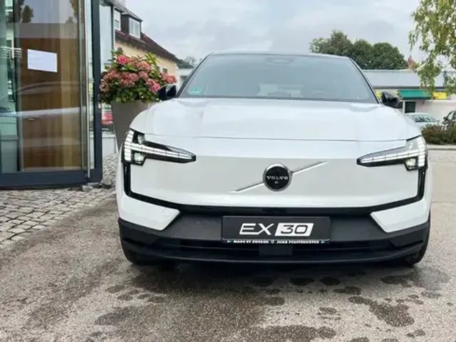 Volvo EX30