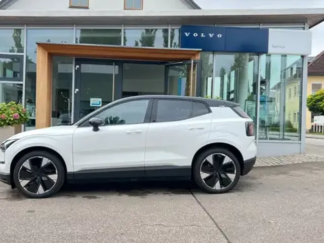 Volvo EX30