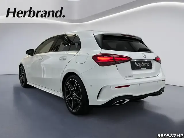 Mercedes-Benz A 200