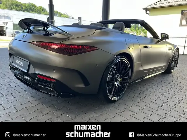 Mercedes-Benz SL 63 AMG