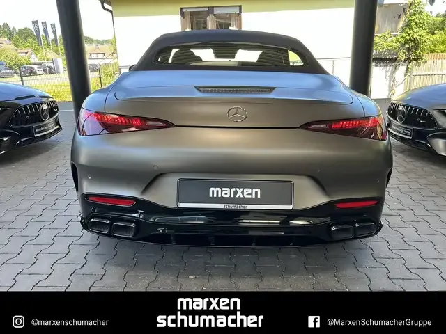 Mercedes-Benz SL 63 AMG