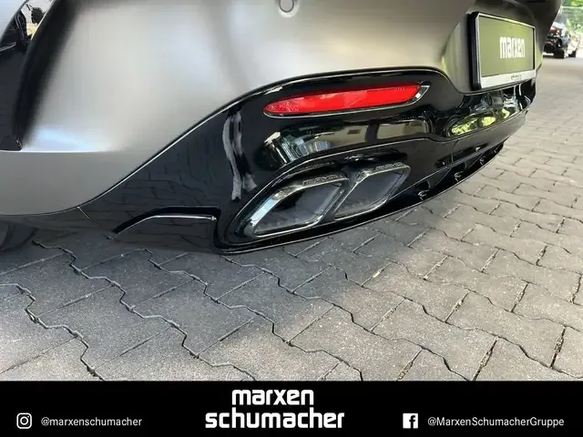 Mercedes-Benz SL 63 AMG