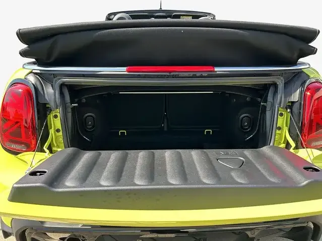 MINI Cooper Cabrio