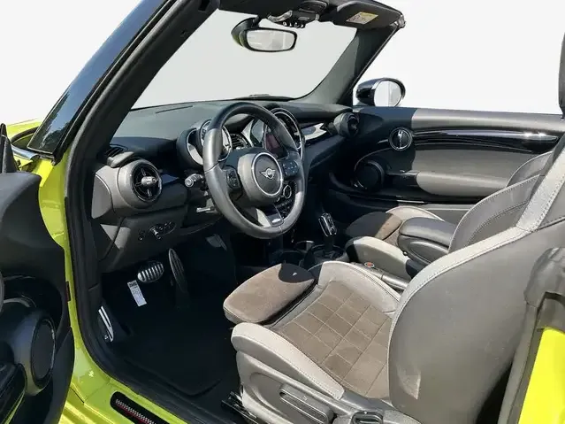 MINI Cooper Cabrio