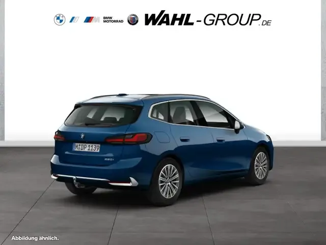 BMW 220