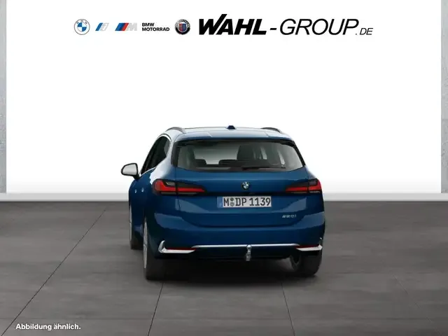 BMW 220
