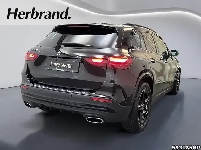 Mercedes-Benz GLA 200