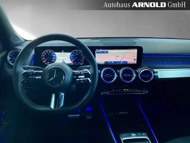 Mercedes-Benz GLB 200