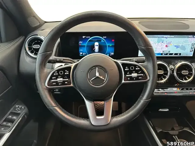 Mercedes-Benz GLB 200