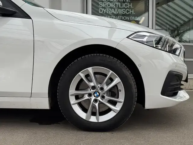 BMW 118