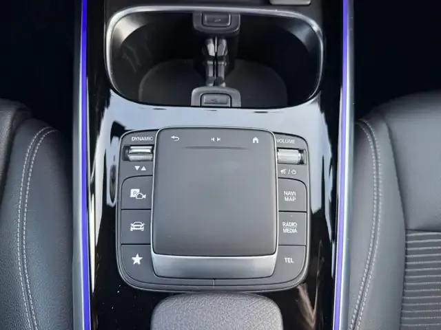 Mercedes-Benz GLB 180