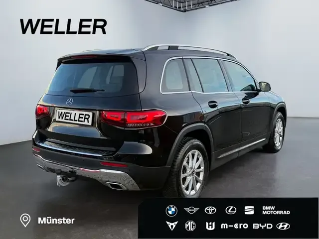 Mercedes-Benz GLB 180