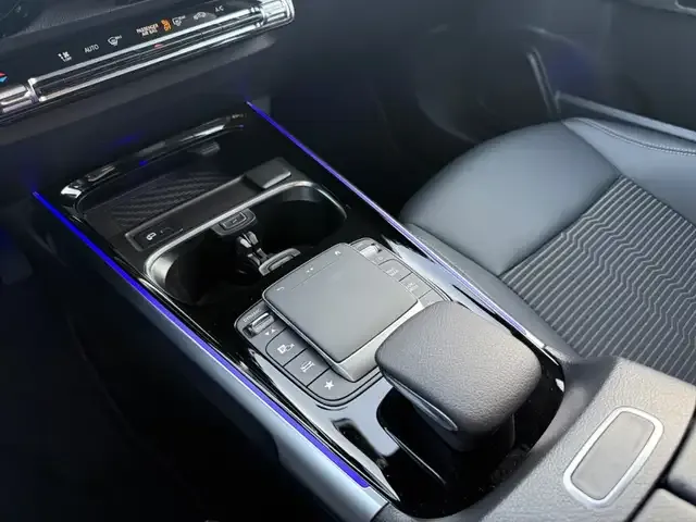 Mercedes-Benz GLB 180