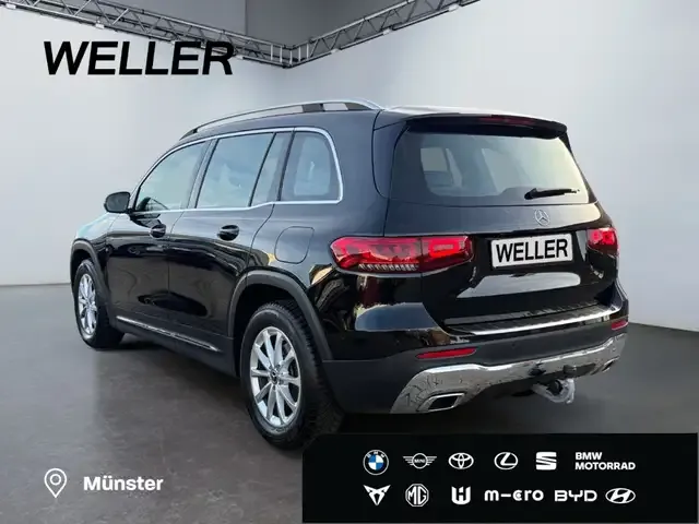 Mercedes-Benz GLB 180